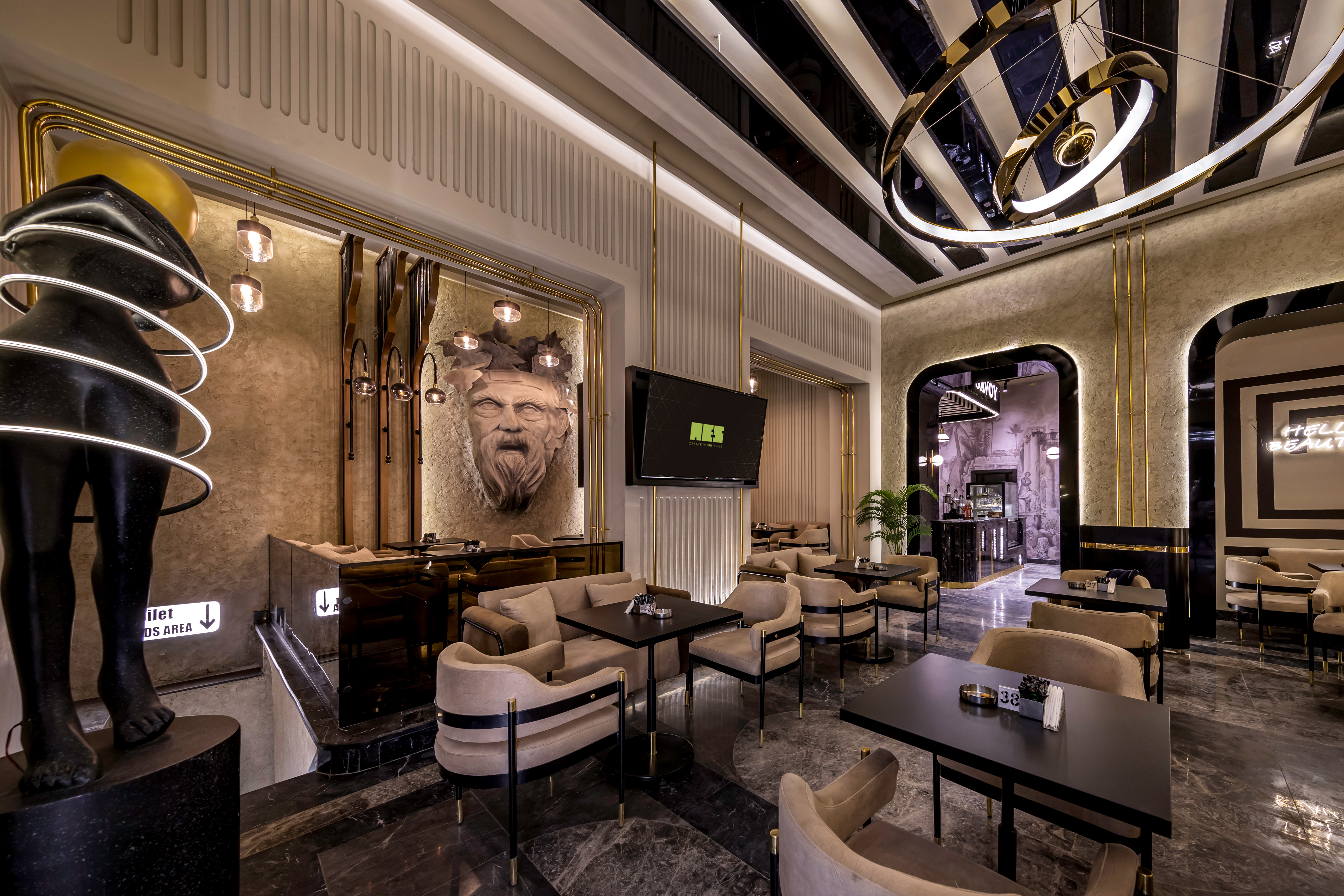 Savoy — view 5