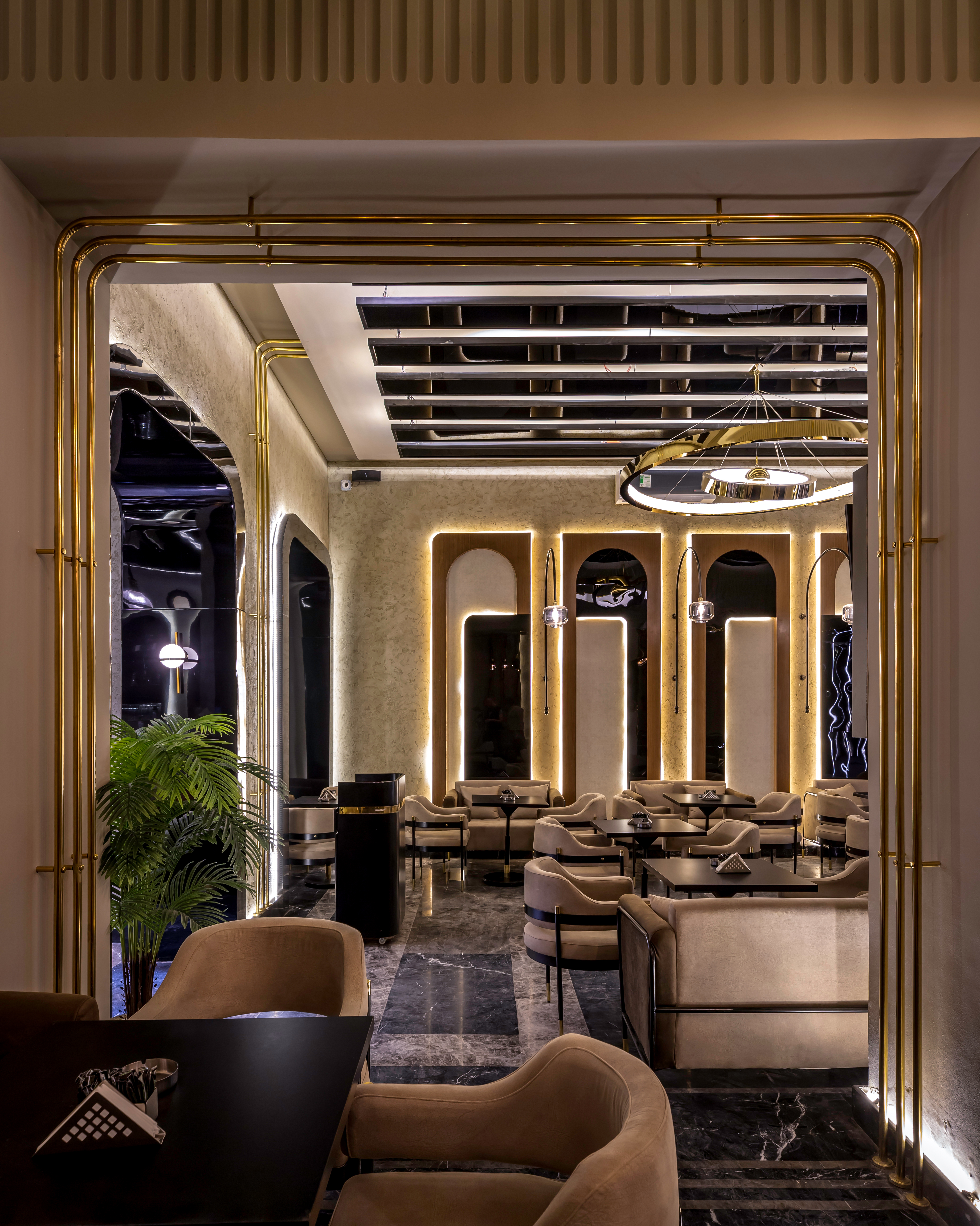 Savoy — view 15